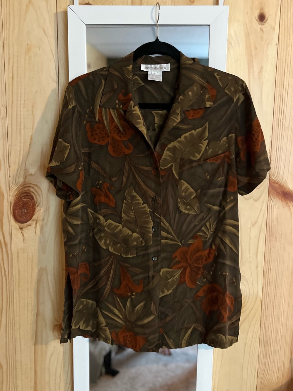 Vintage Jones New York 100% Silk Button Down Shirt